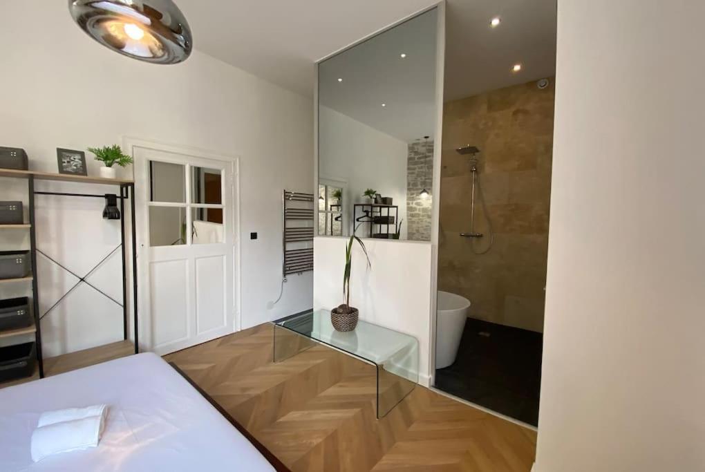 Harmonie Apartment นีมส์ ภายนอก รูปภาพ