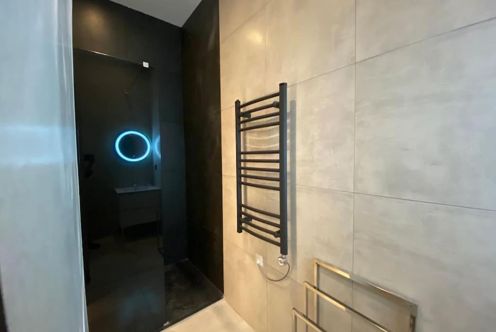 Harmonie Apartment นีมส์ ภายนอก รูปภาพ